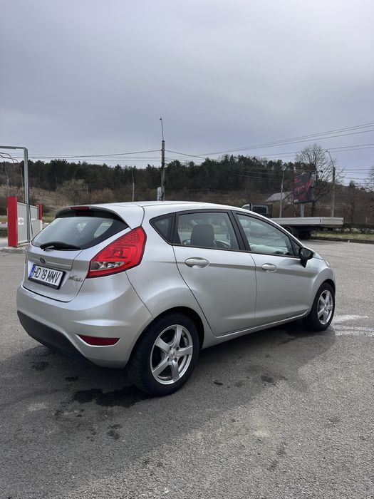 Ford Fiesta 1.4 Benzină 2008 | Înmatriculată RO | Recent adusă