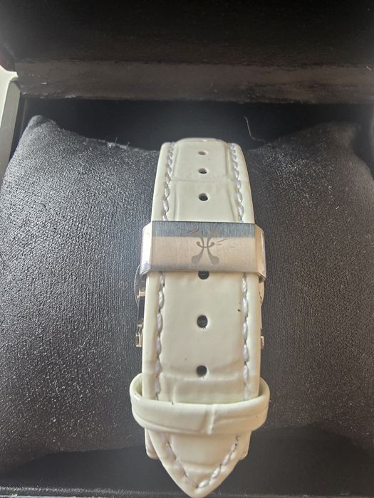 Женские часы ...