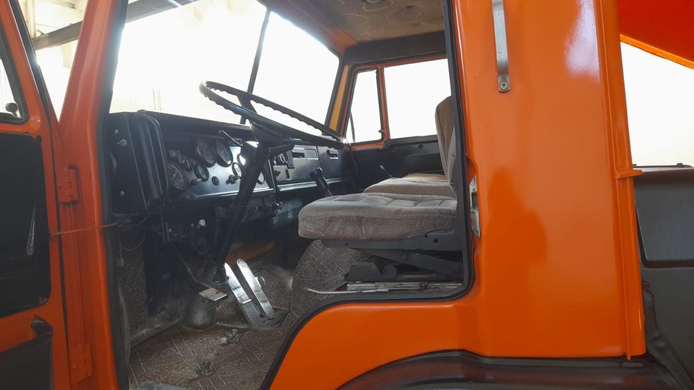 Продам КамАЗ самосвал 5511