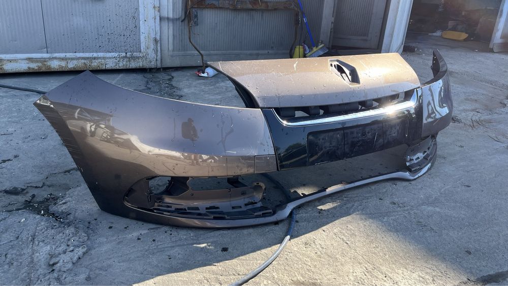 Предна броня Renault Scenic 3 Facelift 2012-