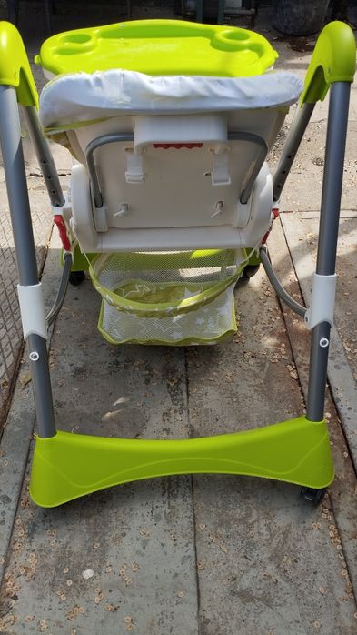 Продам детский стульчик для кормления.т