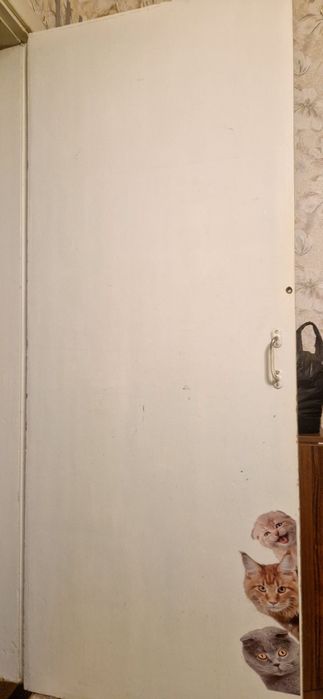 Продам двери межкомнатные