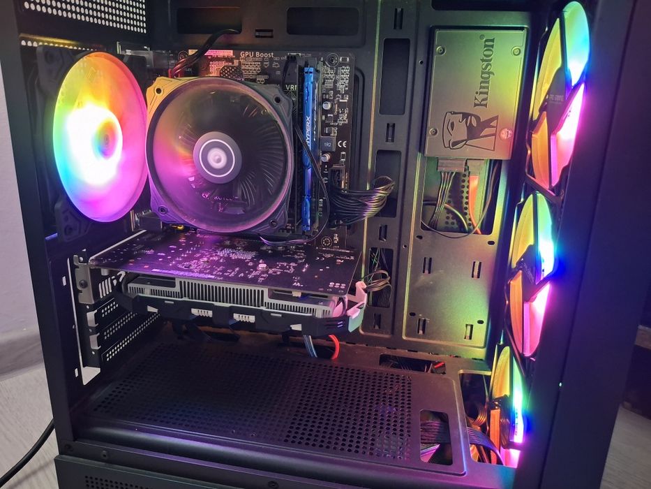 Vând PC ,Urgent! Perfect funcțional .Preț negociabil!