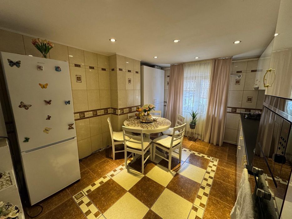 Apartament 3 camere 2 locuri de parcare boxa mare