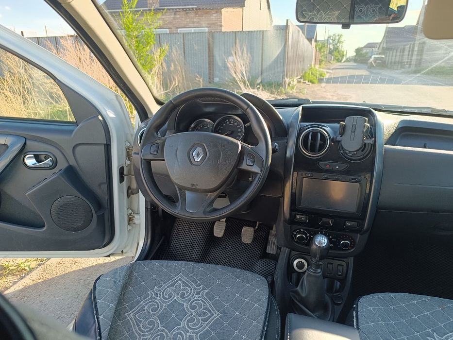 Рено Дастер полной комплектации