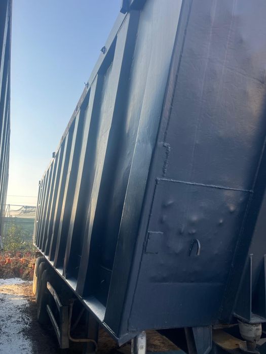 Vand semiremorci fier kempf 50 m an 2001 hardox 10500 cea neagra