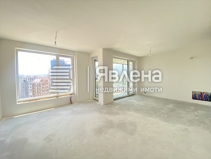 Продава се Двустаен апартамент в София, Хладилника - 98 кв.м за 3698 €/кв.м - Снимка #2
