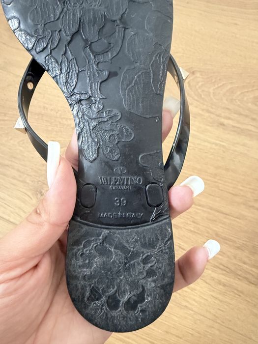 Papuci Valentino