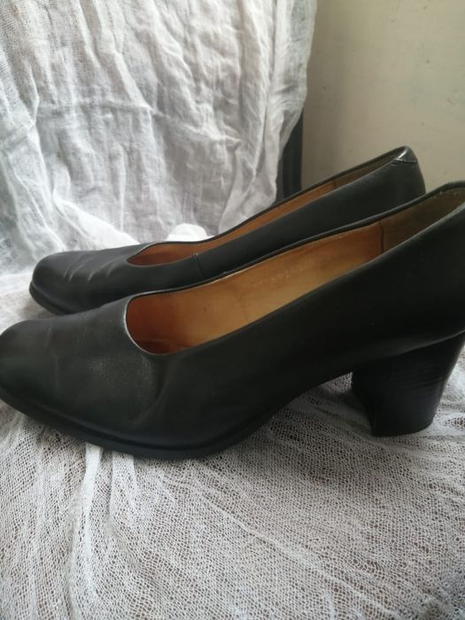 Продам       туфли