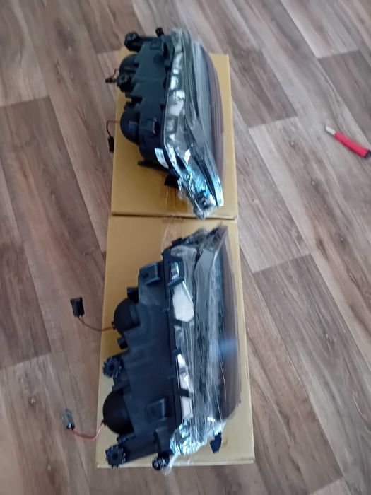 Фар БМВ Е46 Нови