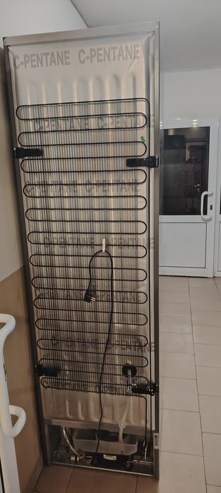 Хладилник с фризер indesit