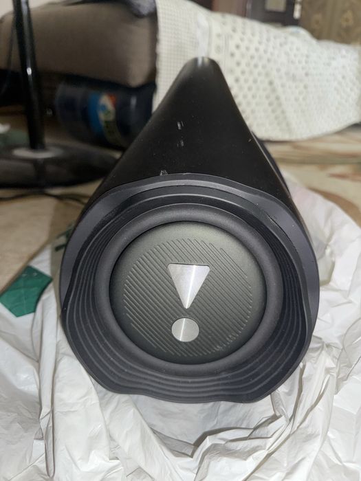 JBL Boombox 2 Review