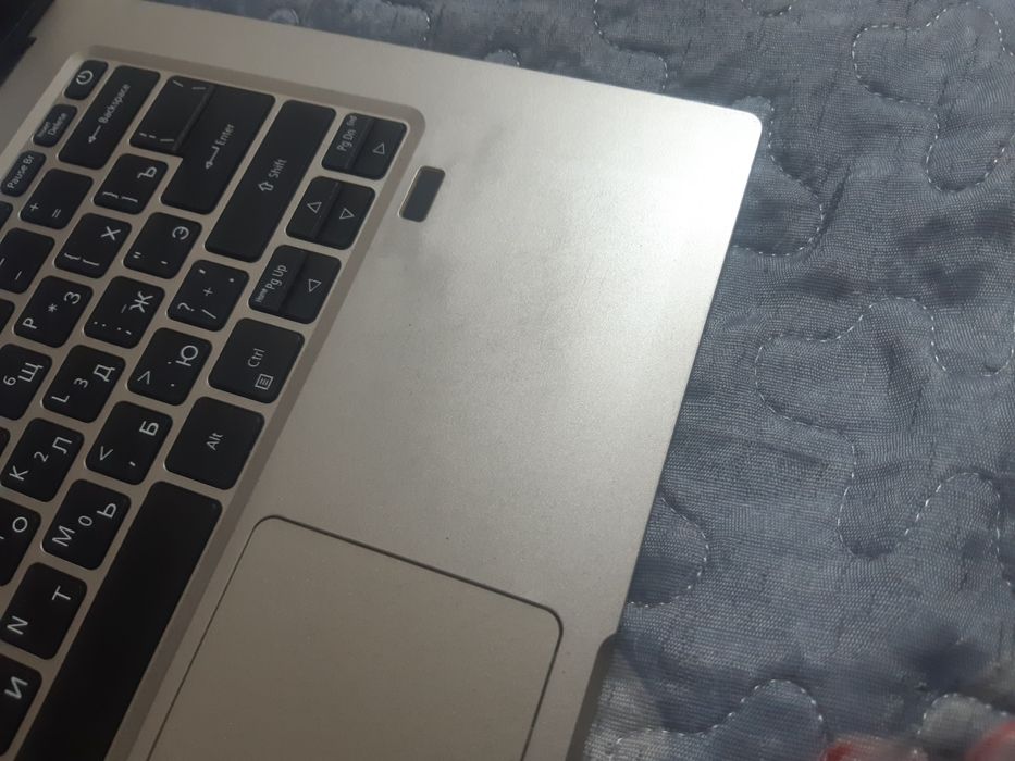 Продам ноутбук Acer Laptop
