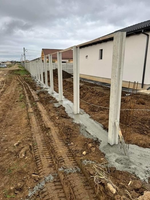 Placi gard beton si stalpi