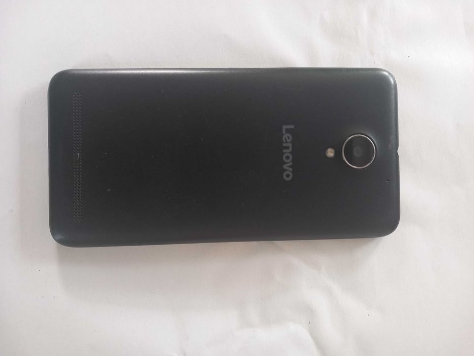 Продавам телефон Lenovo C2 (K10A40) 8GB, черен цвят