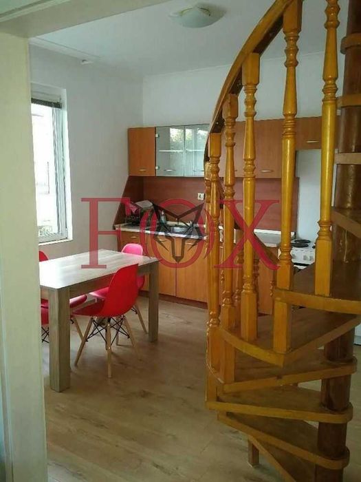 Дава се под наем Тристаен апартамент в Варна, Център - 98 кв.м за 612 € - Снимка #3