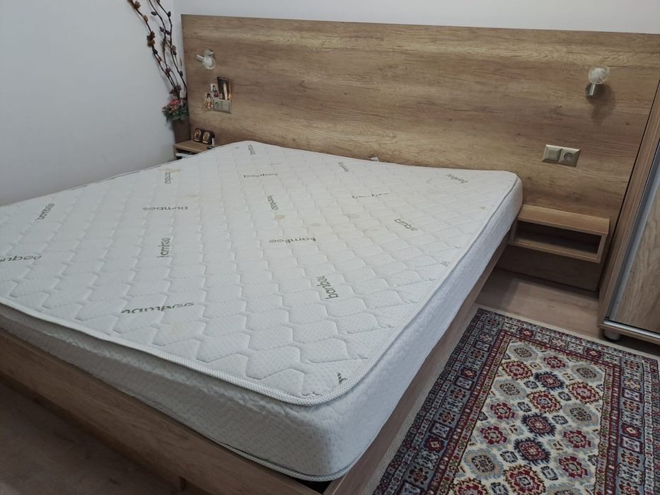 Urgent! Pat 180x200 cu depozitare