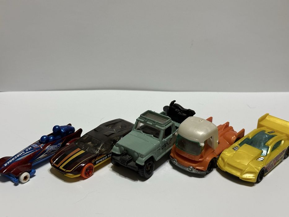 оригинальные машинки Hot Wheels