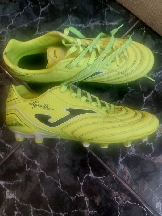 Стоножки за футбул Nike, Puma,  kipsta