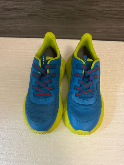 Adidasi incaltaminte copii (baieti) Skechers (3 perechi) Geox (2 perechi) numarul 35