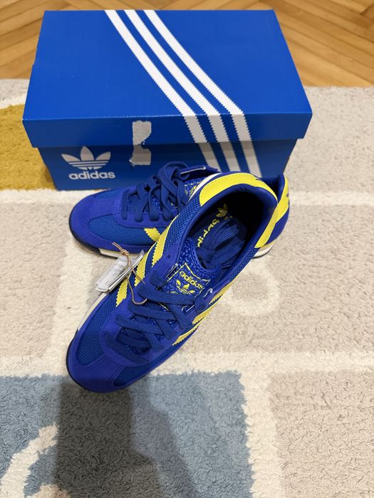 Маратонки Adidas НОВИ