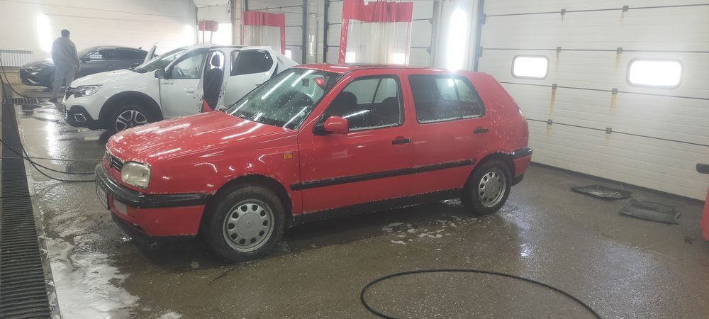 Продам гольф 3 автомат 93 года