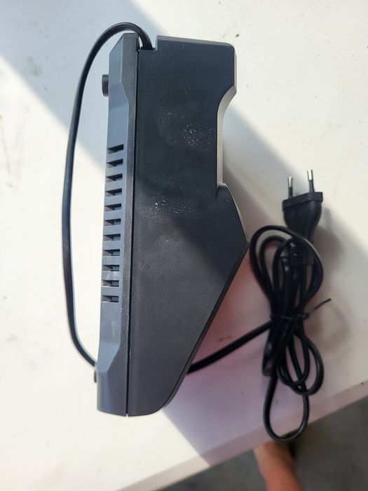 Incarcator bosch 36