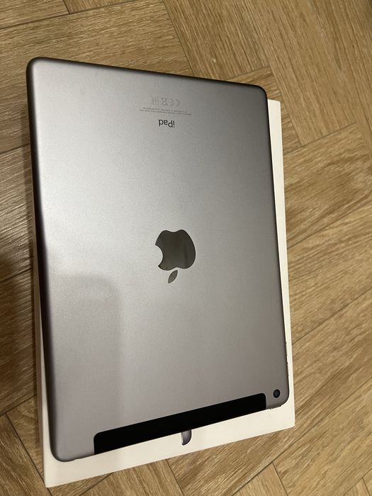 iPad 6 128GB Wi-Fi + Cellular