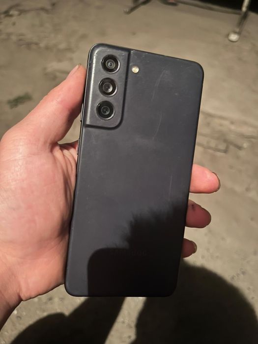 Продам Samsung s21 fe