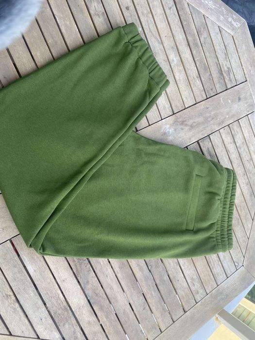 Спортен панталон анцунг на марката calvin klein оригинални