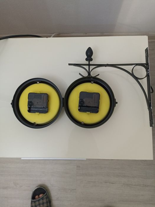 Часы английские навесное