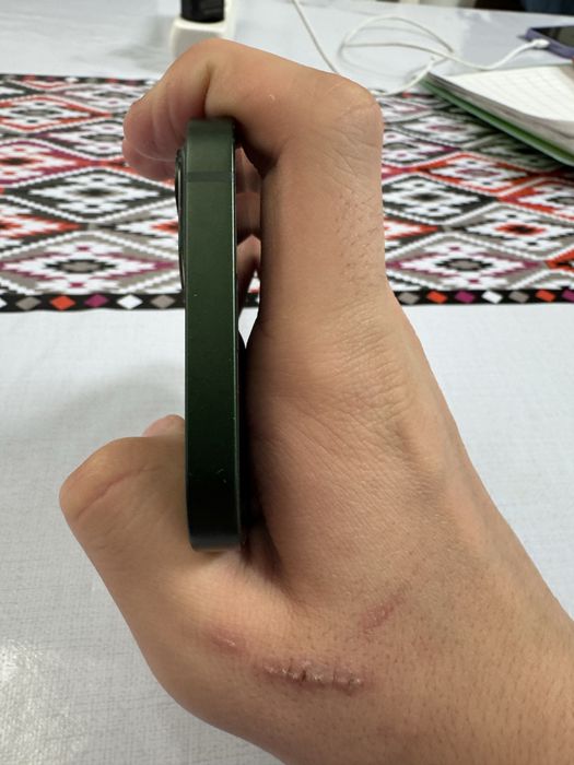 Продам айфон 13!