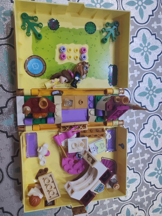 Набор LEGO Книга Белль
