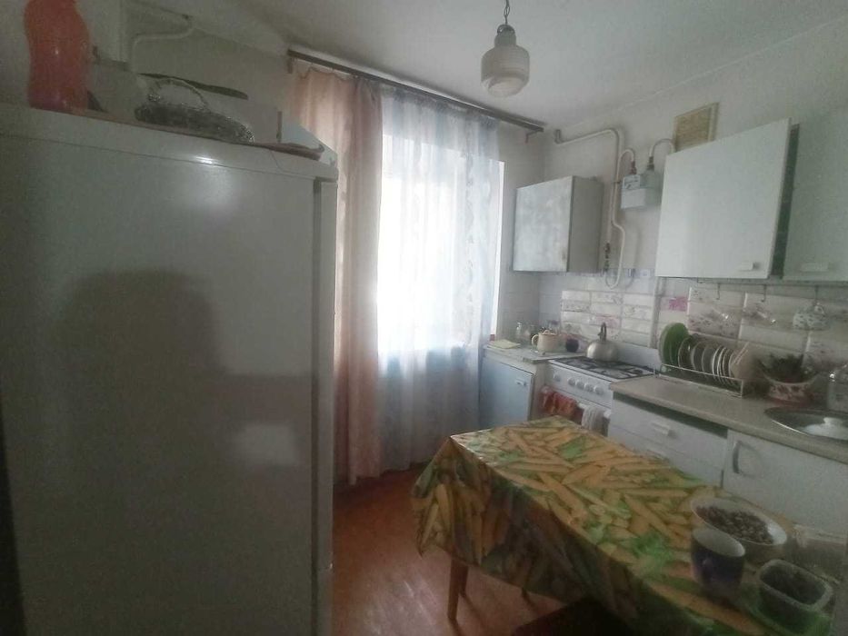 Продам  3 ком квартиру в Центр