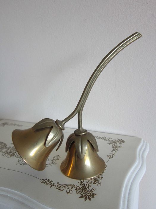 cadou unic Bell Clopotel Clopot bronz masiv handmade Franta 1960