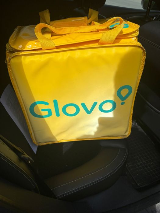 geanta glovo, usor uzata la colturi