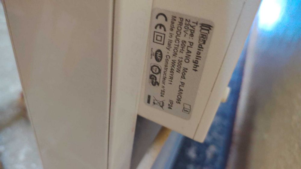 Calorifer convector de perete electric