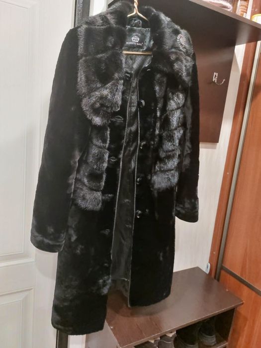 Продам мутоновую шубу