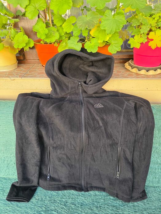 Дебел женски полар с качулка Mountain - Л размер