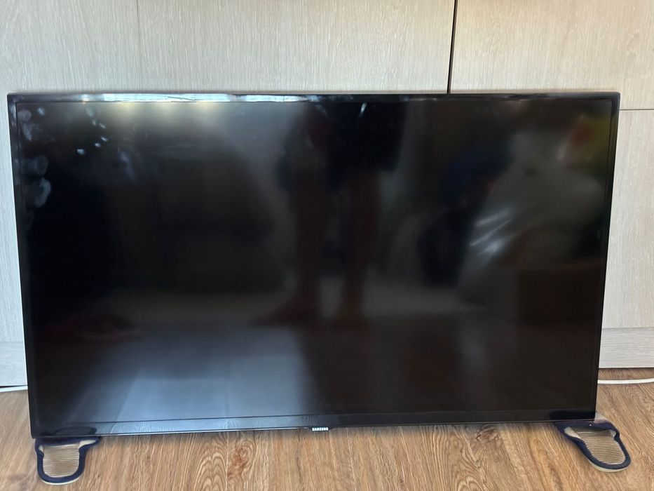 Продам телевизор Samsung