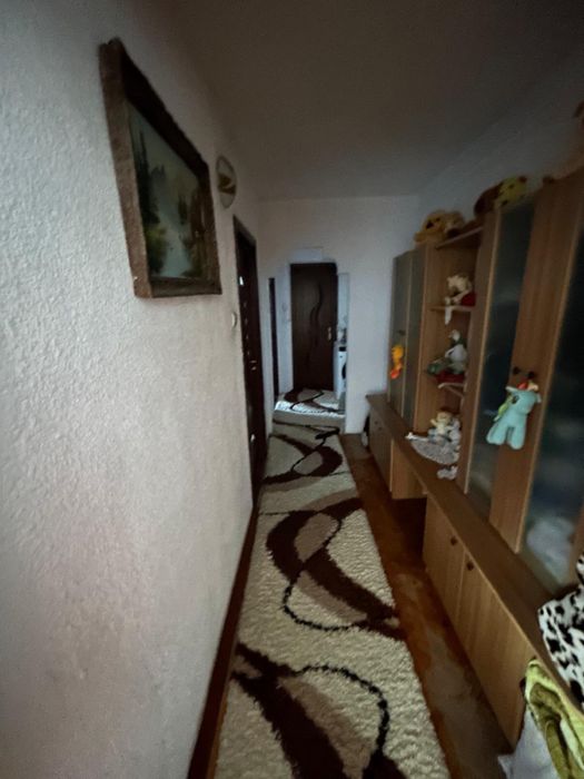 Vand apartament 3 camere