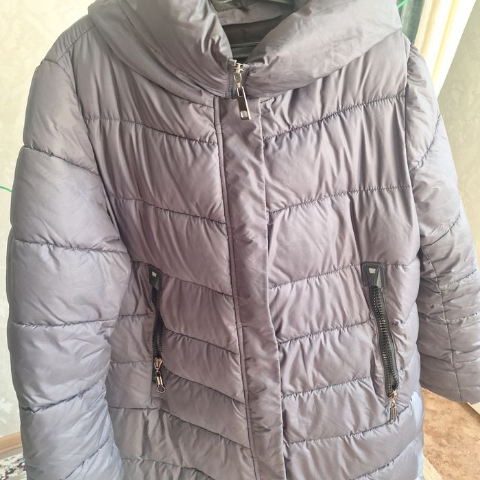 Продам зимний пуховик