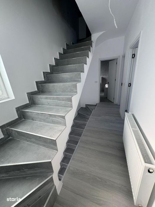 Casa/Vila/Ansamblu Rezidential/P+1+M/Id nr 11