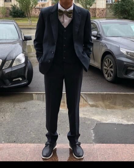 Костюм тройка на подростка