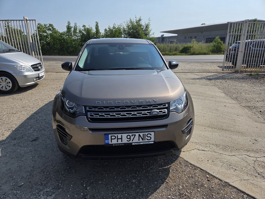 Vând Land Rover Discovery Sport