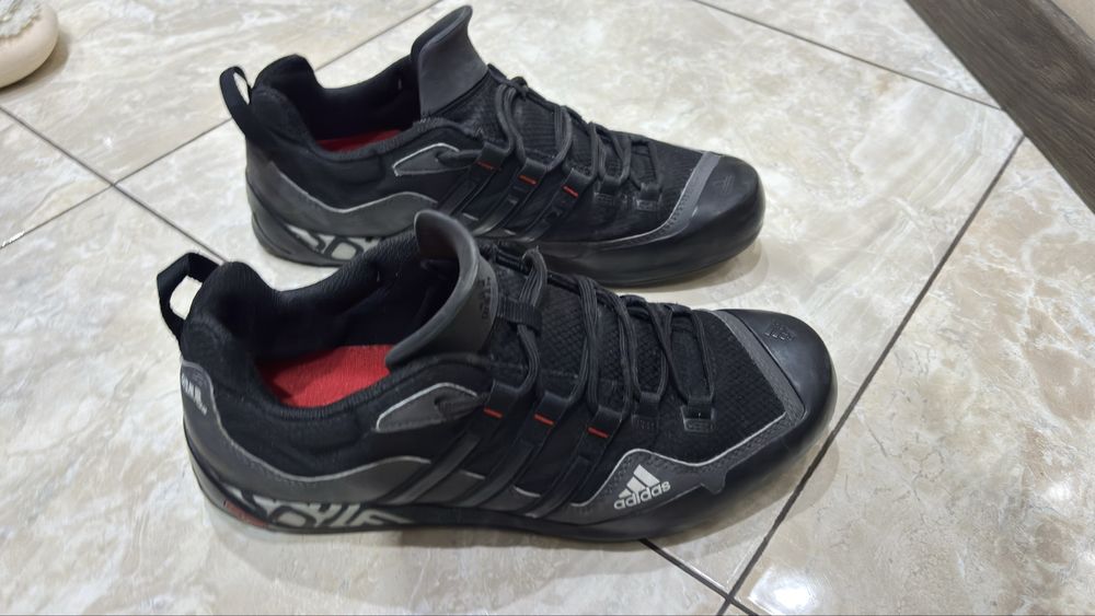 Adidas Swift Solo 2 - N:44