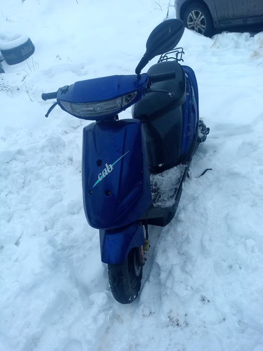 Vând scutere defecte