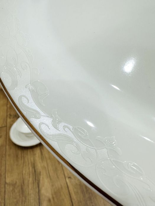 Продам чайно-столовый сервиз