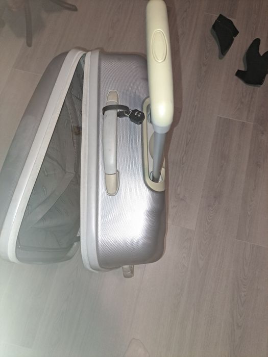 Geamantan mare 36-40 l