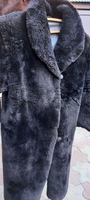 Продаю натуральный полушубок